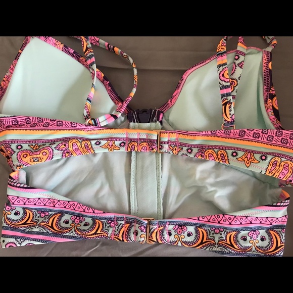 bathing suits - Picture 2 of 3